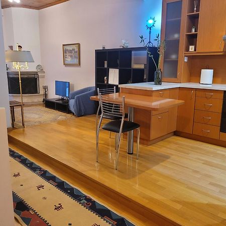 City Center Apartment Árta Eksteriør bilde